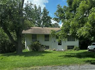 23 Lynaugh Rd, Victor, NY 14564