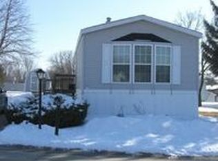 180 Knox St SW, Cedar Rapids, IA 52404