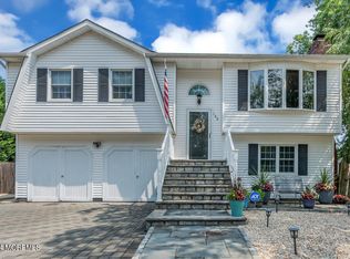 100 Aida Way, Brick, NJ 08723