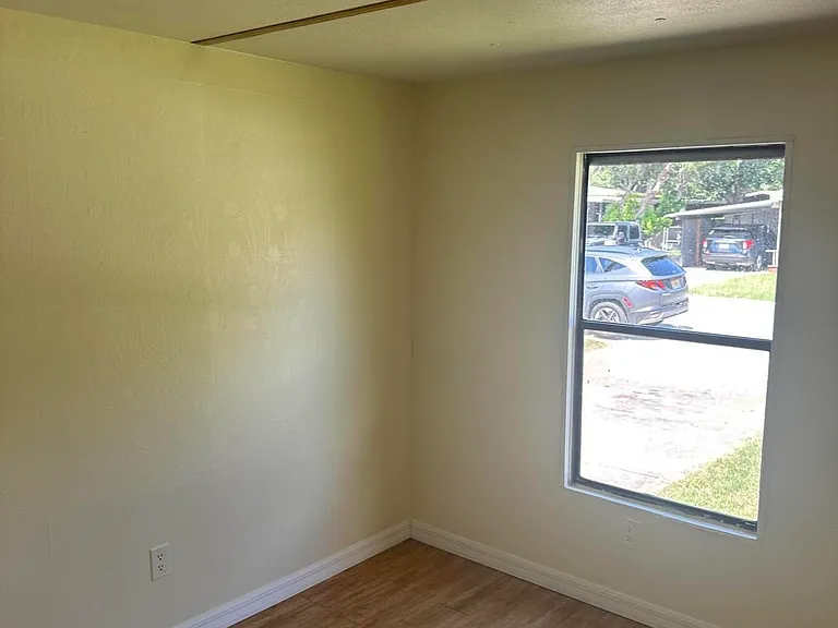 4810 Lake Michigan Ave — Photo 12