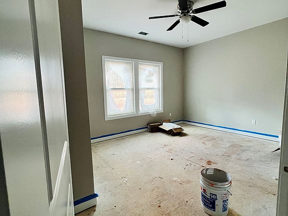 5th image of 129 High Bluff Ct