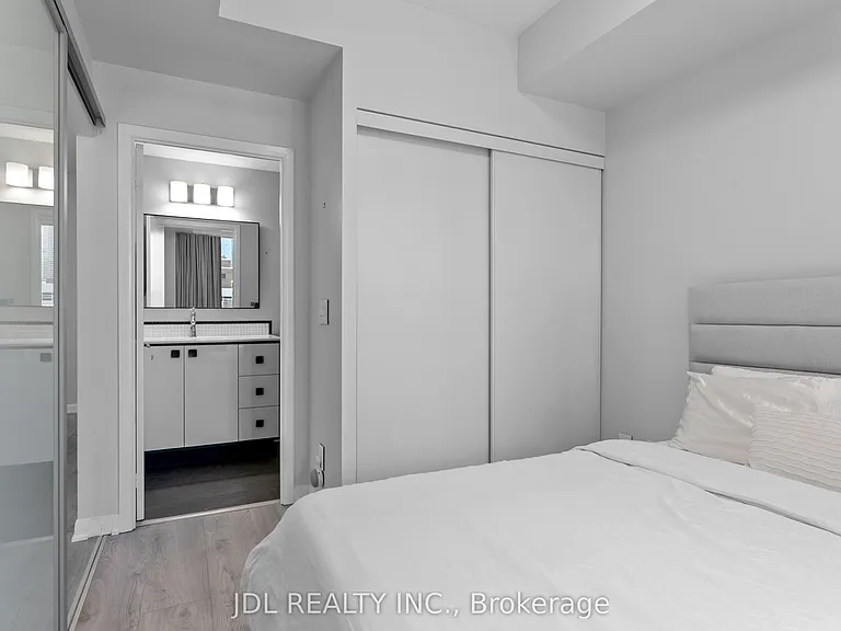 435 Richmond St W #610 — Photo 20