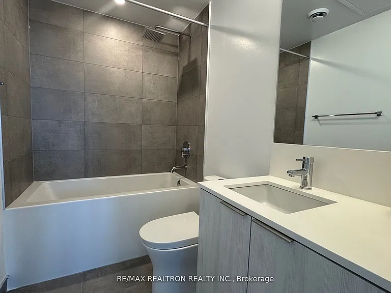 8 Wellesley St W #806 — Photo 20