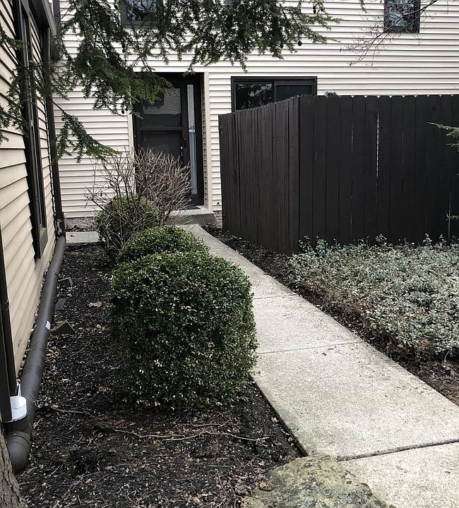 1st image of 3152 Rivermill Dr