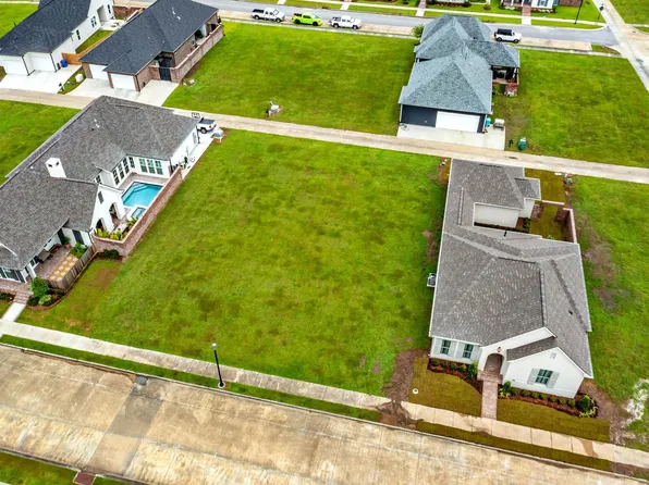 133 Rue Felicite, Thibodaux, LA 70301