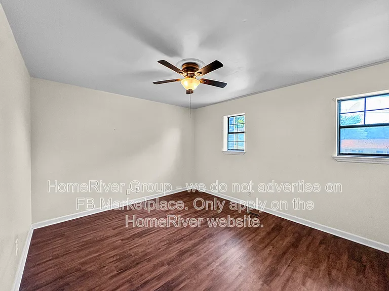 819 Asterwood Dr #B — Photo 7