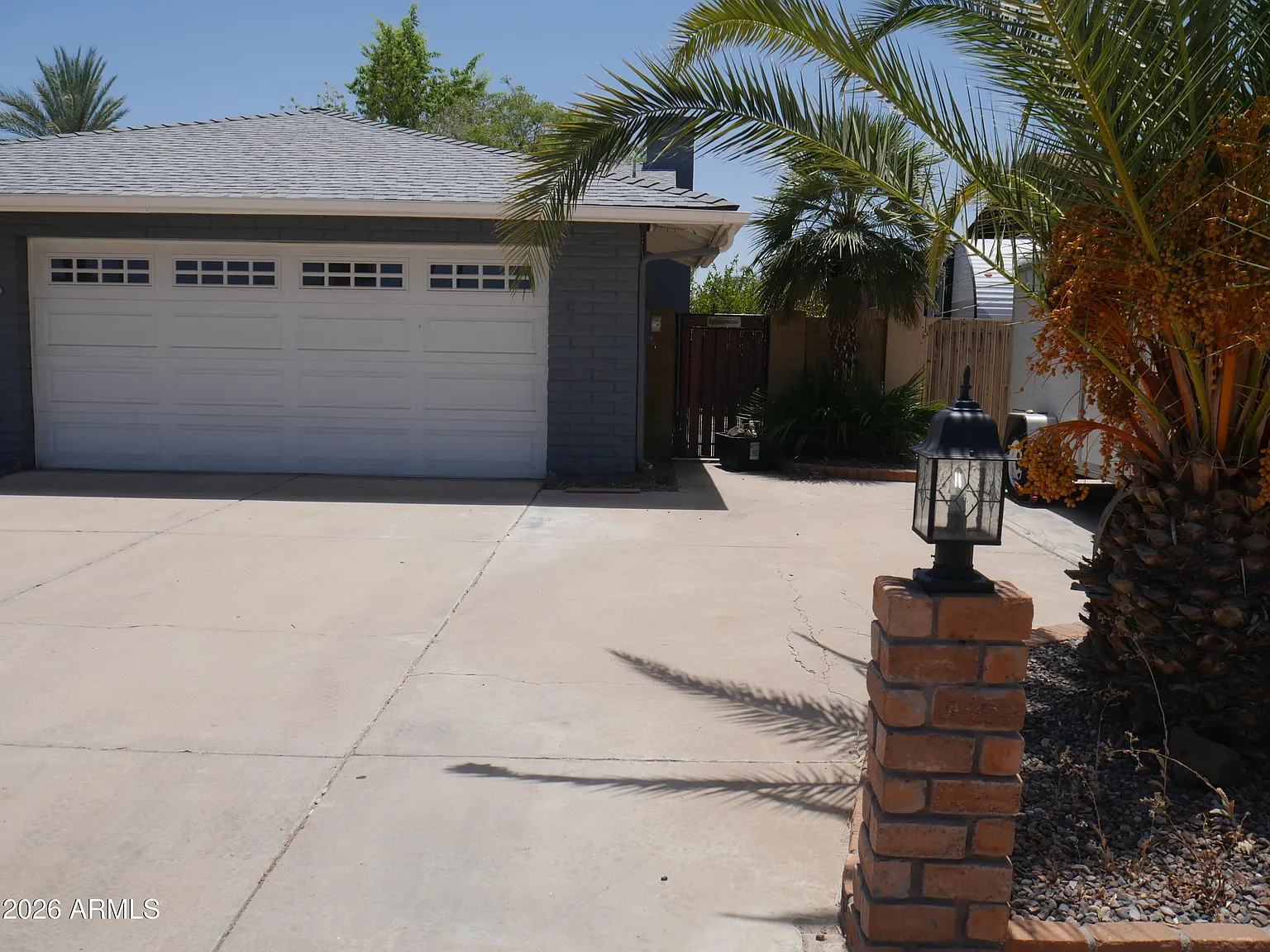 3 bed, 2.0 bath, 1991 sqft, $2,695 — Photo 2
