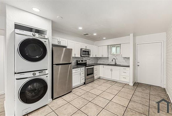1st image of 2001 W Morten Ave APT 12