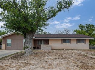 323 Fox Dr, Del Rio, TX 78840