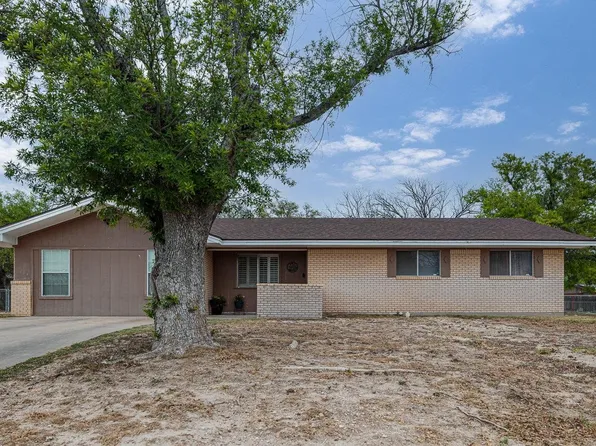 323 Fox Dr, Del Rio, TX 78840