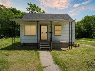 19400 Harlow St, Detroit, MI 48235