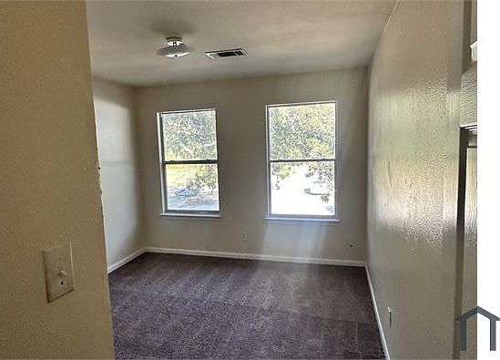 4th image of 11810 Chetman Dr APT A
