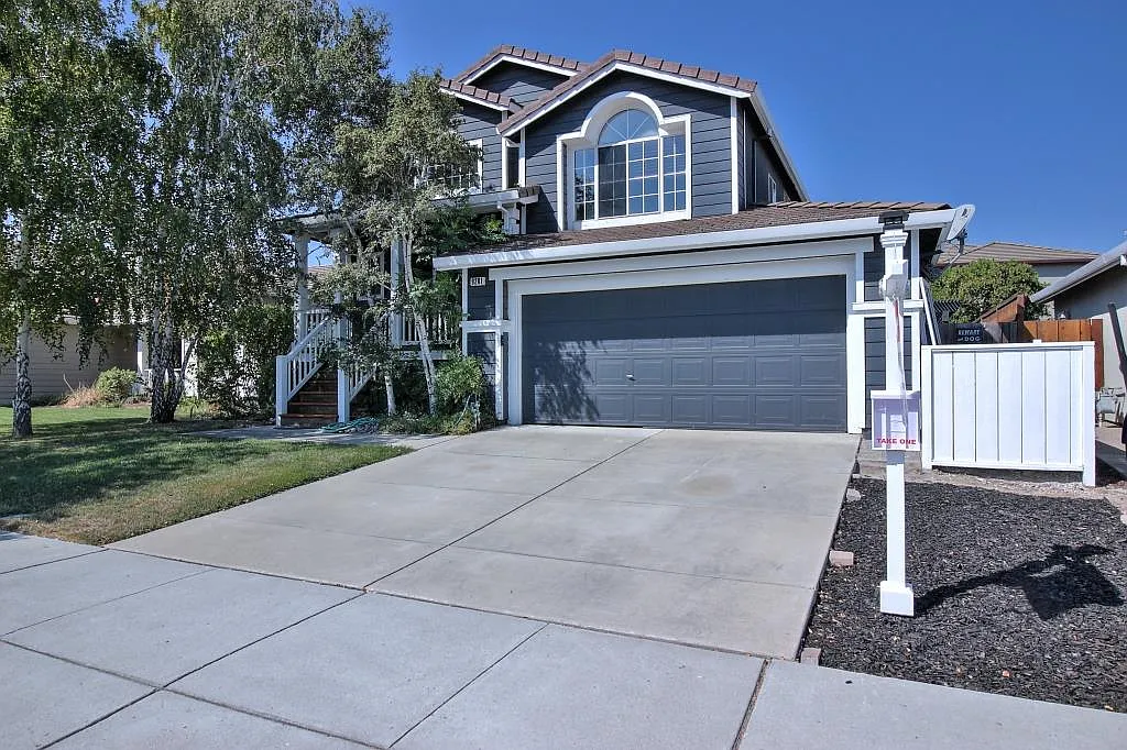 9281 Mockingbird Ln photo 1
