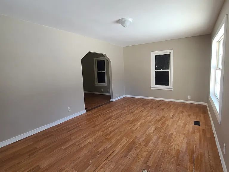 431 S 53rd West Ave — Photo 3