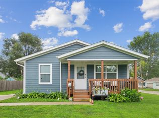514 W Montgomery St, Knoxville, IA 50138