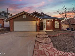 1425 John Phelan Dr, El Paso, TX 79936