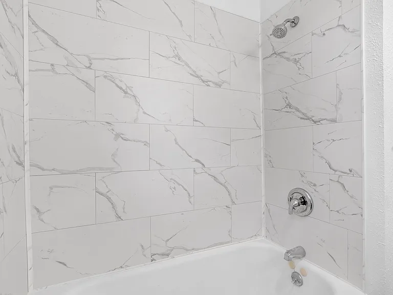 912 S 5th St #1 — Photo 12