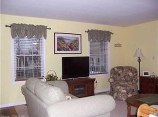 24 Hickory Ct, Wallingford, CT 06492
