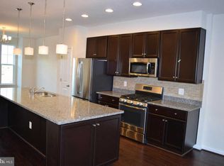 8940 Dahlgren Ridge Rd, Manassas, VA 20111