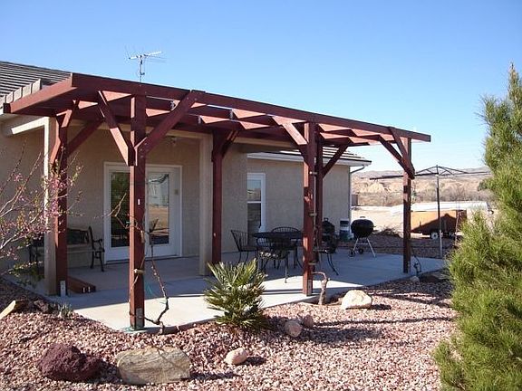 Back - Grape arbor & patio
