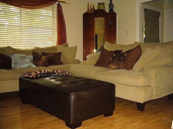 3rd image of 2021 Briarcreek Ln