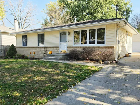 613 Winegardner Rd, Des Moines, IA 50317