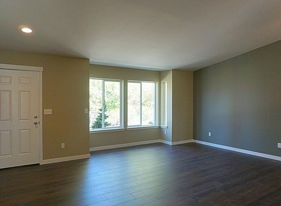 3rd image of 1058 Alder Ave #A-b