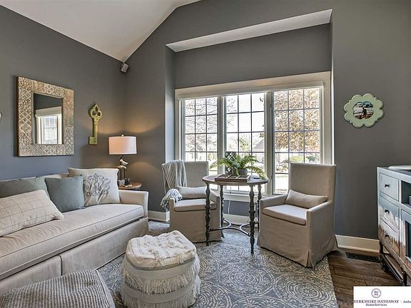3rd image of 22105 Stanford Cir