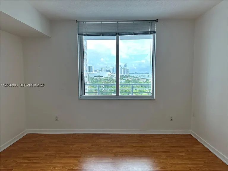 325 Biscayne Blvd #1516 — Photo 8