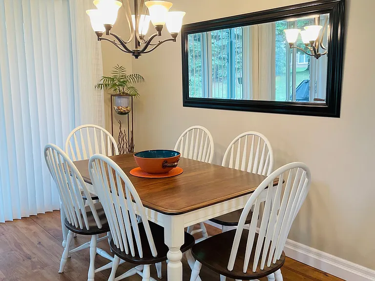 692 Johnston Park Ave — Photo 7