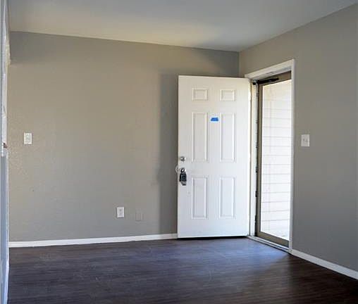 4th image of 4320 SE 40th St