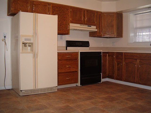 2nd image of 420 Westmoreland Dr