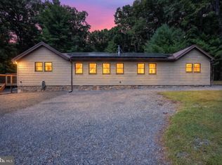 156 Teaberry Ln, Tower City, PA 17980