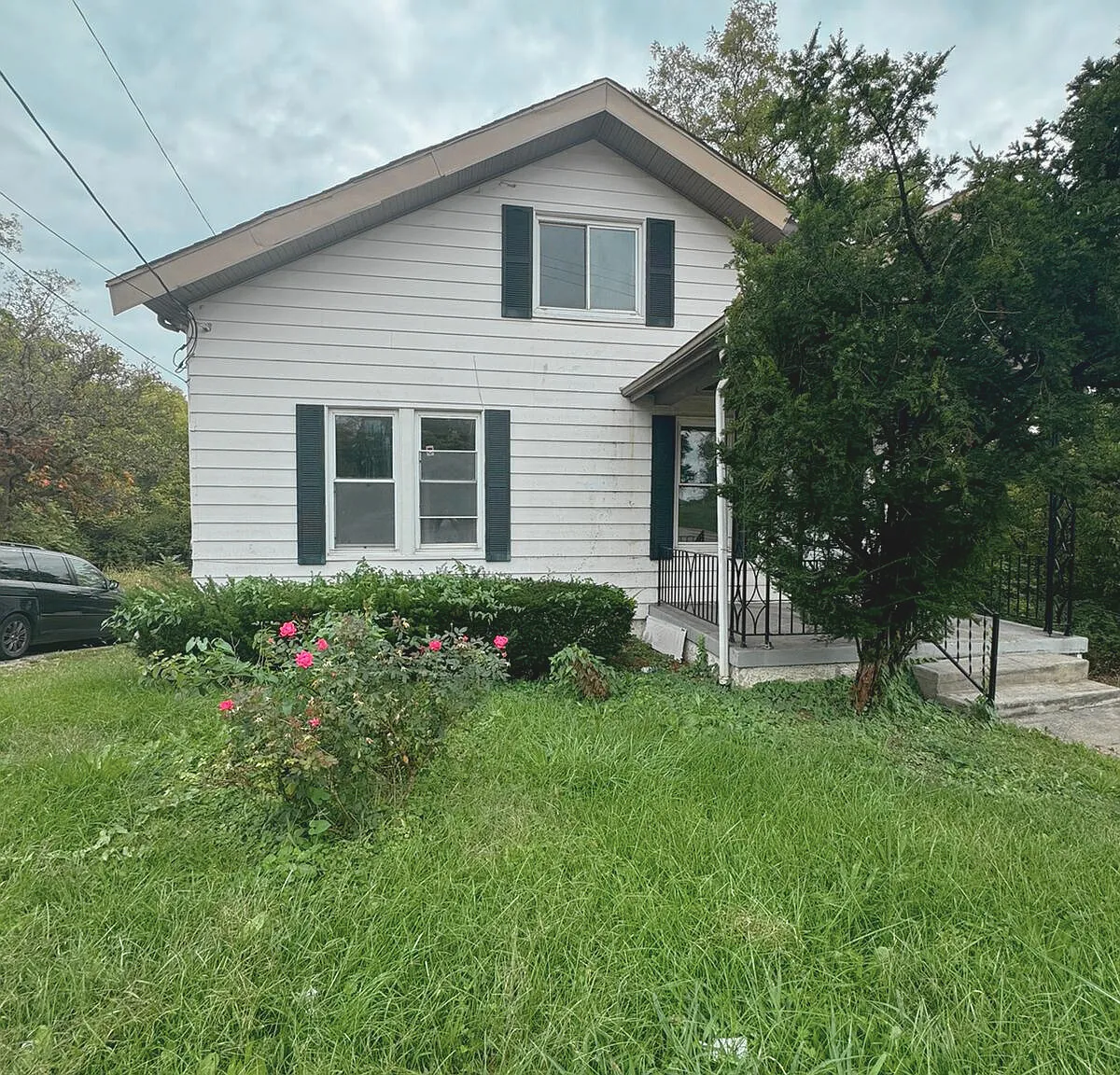 3 bed, 1199 sqft, $1,700 — Photo 1