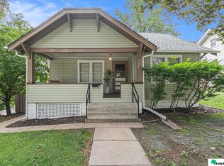 2524 S 34th St, Omaha, NE 68105