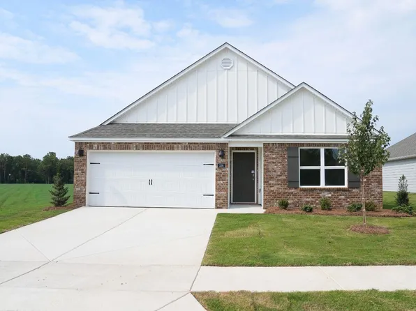 336 Oakmont Cir, Calera, AL 35040