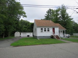 54 Kingston St, Dartmouth, MA 02747