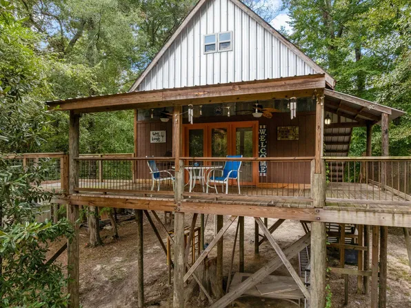 105 Riverwood Blvd, Hattiesburg, MS 39401