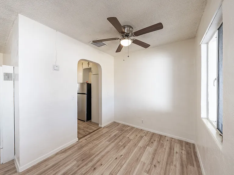 255-267 N Buchanan St #257 — Photo 4