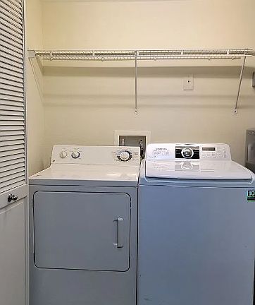 4th image of 1108 N Milwaukee St Unit 227