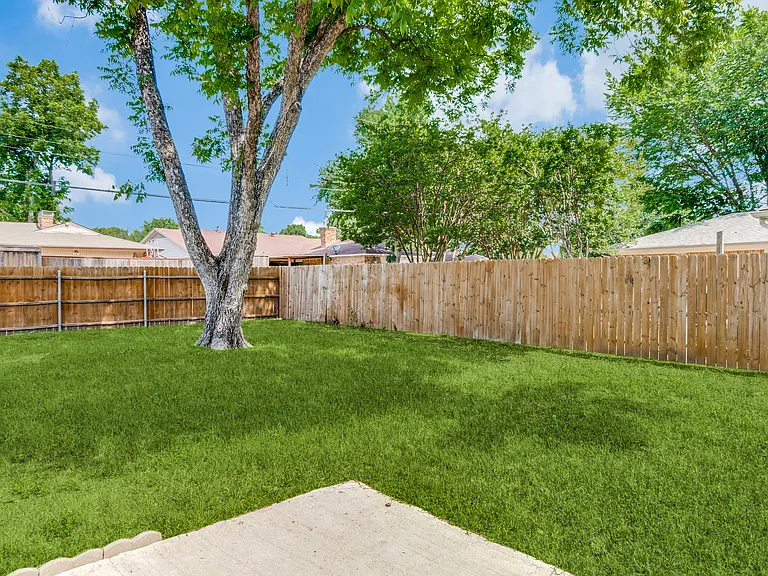 5221 Elkridge Dr — Photo 33