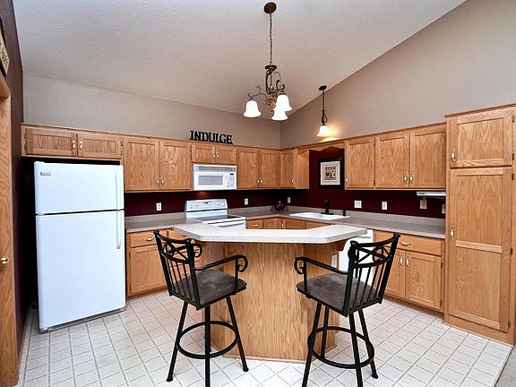 5th image of 12766 Ulysses Cir NE