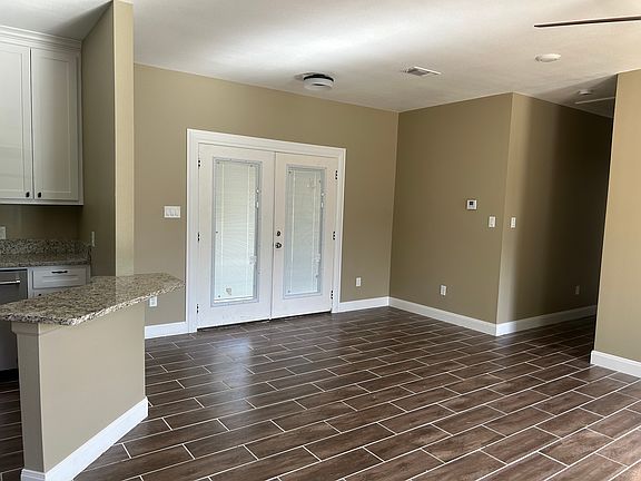 2nd image of 1720 Outer Dr