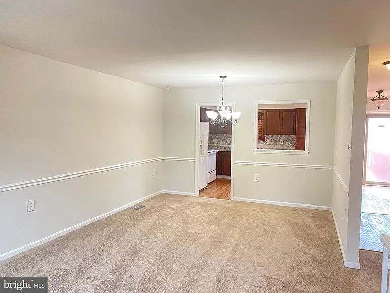 12116 Stallion Ct — Photo 4