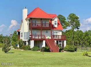 344 Diamondhead Dr S, Diamondhead, MS 39525