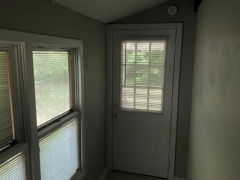 349 Melissa Ave — Photo 16