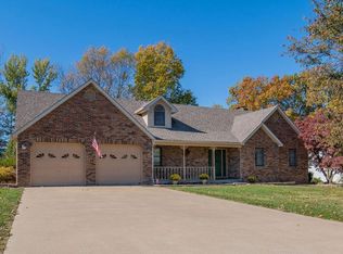 465 Spruce St, Ste Genevieve, MO 63670