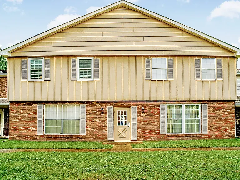 1301 Neelys Bend Rd #B14 — Photo 16