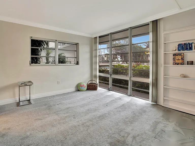 2727 Yacht Club Blvd #2A — Photo 30