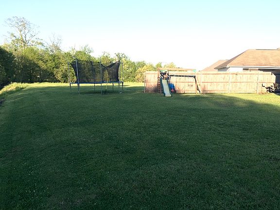 3rd image of 40304 Creek Bend Dr